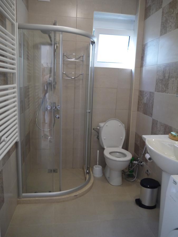 Crystalsky Apartment Dobra Voda Ngoại thất bức ảnh