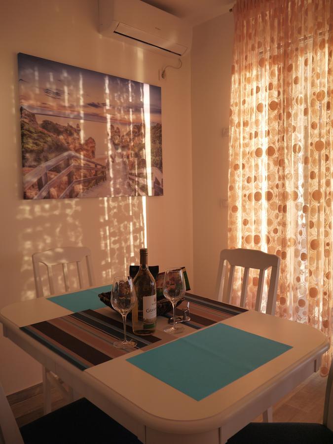 Crystalsky Apartment Dobra Voda Ngoại thất bức ảnh