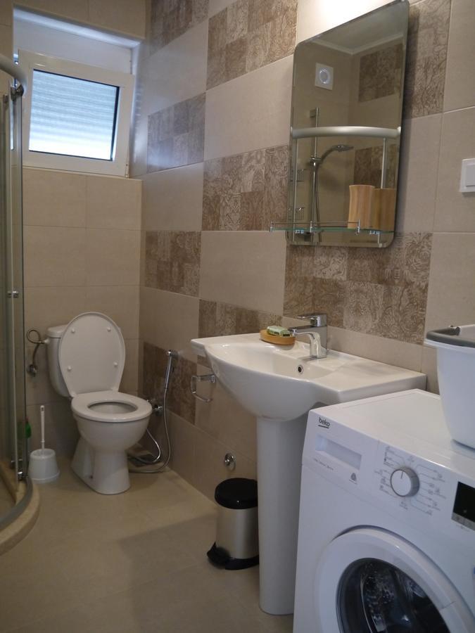 Crystalsky Apartment Dobra Voda Ngoại thất bức ảnh